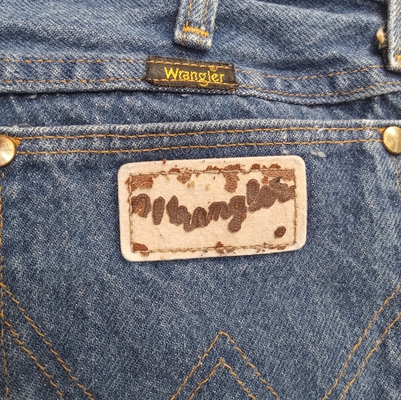 Wrangler Short Mini Vintage USA High Rise 7/8 Cut-off Mid Wash Blue Fray - Picture 3 of 9